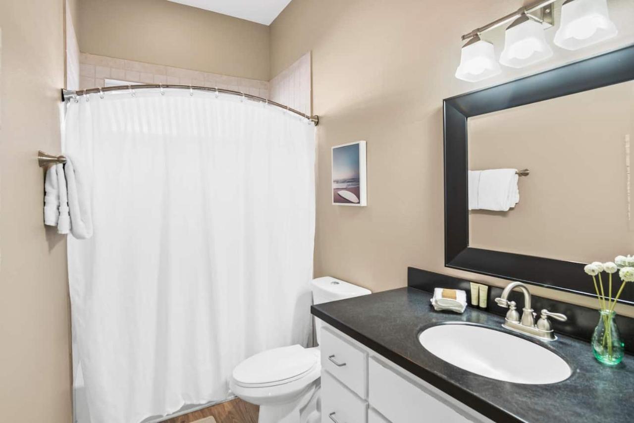 New 5 Bdrm W/Pool, Observation Deck Walk To Beach! Порт-Аранзас Экстерьер фото